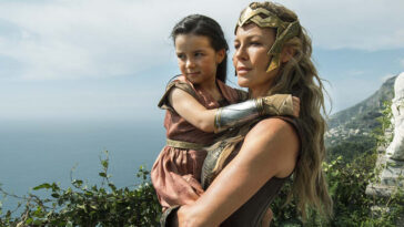 What is a petite woman?