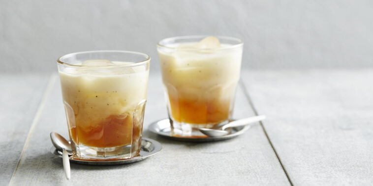 What is in an iced vanilla chai?