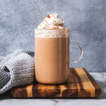What is in the cinnamon Dolce latte?