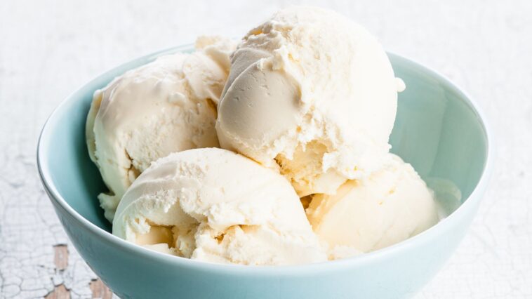 What is the difference of French vanilla and vanilla?