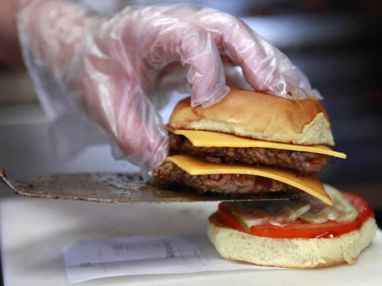 What is the highest paying fast food job?