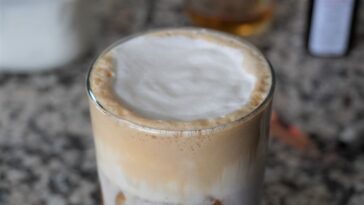 What is vanilla sweet cream cold foam made of?