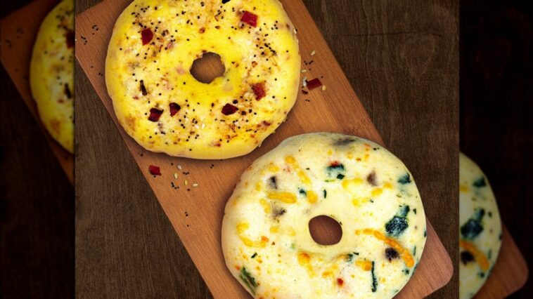 What kind of bagel has the least calories?