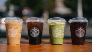 What kind of lemonades do Starbucks have?