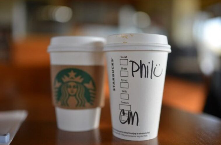 What order should I say my Starbucks order in?