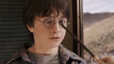 What spell did Hermione use on Harry's glasses?