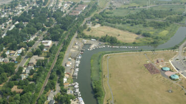 What towns are in Woodbridge Township NJ?