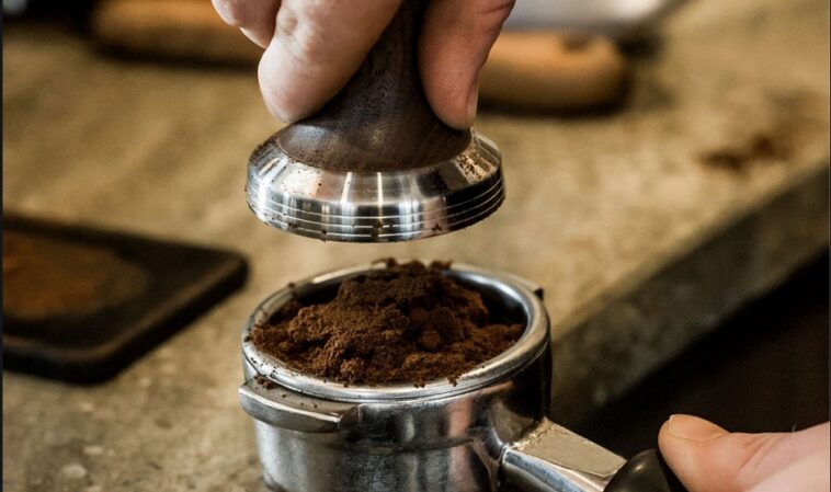 What's the difference between speciality coffee and commercial coffee?