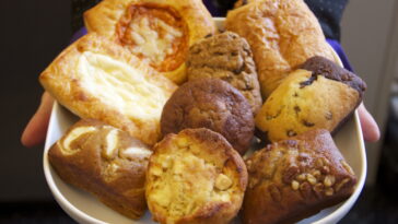 Where does Starbucks get their pastries from?