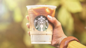 Which Starbucks has the least caffeine?