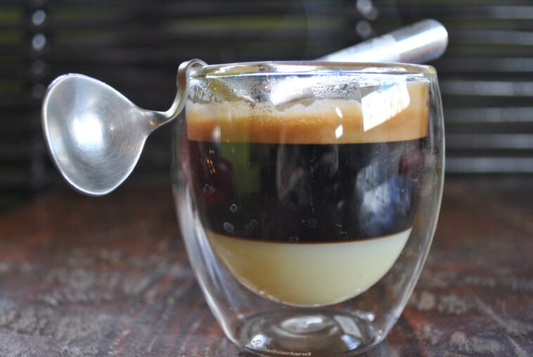 Which is stronger Thai or Vietnamese coffee?