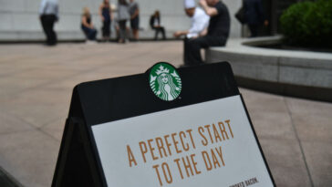 Why does Starbucks keep closing early?