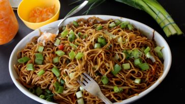 Are Chinese noodles the same as chow mein noodles?