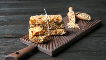 Are Lara bars a meal replacement?