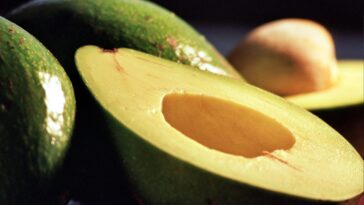 Are avocados or bananas higher in potassium?