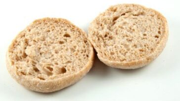 Are bagels healthier than bread?