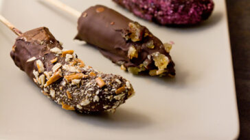 Are bananas cheaper frozen?