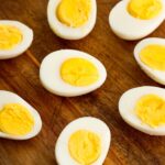 Are boiled eggs acidic?