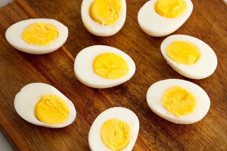 Are eggs acidic?