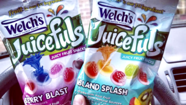 Are fruit snacks different flavors?