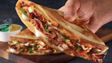 Are papadias calzones?