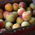 Are peaches high in sugar?