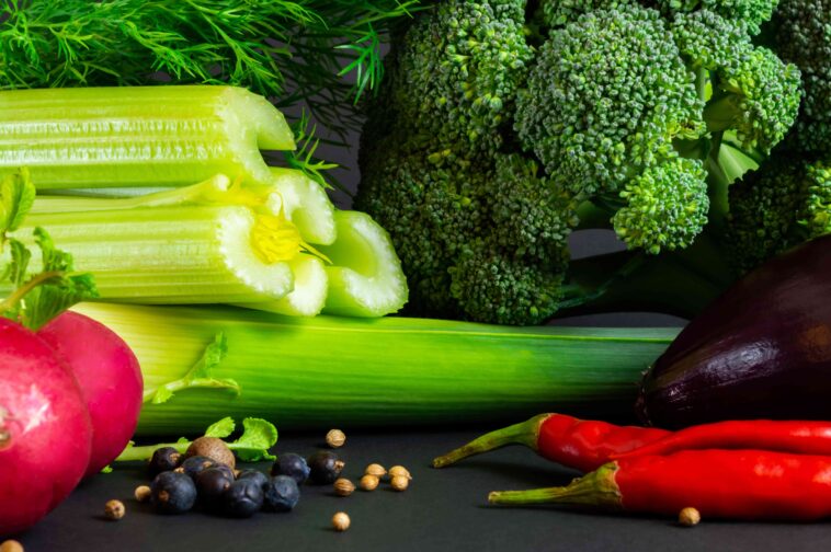 Are radishes healthier cooked or raw?