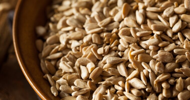 Are sunflower seeds good for anemia?