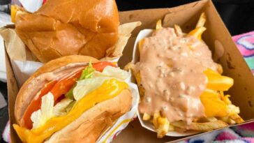 Are the grilled onions at In-N-Out vegetarian?