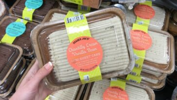 Are there cakes at Trader Joe's?