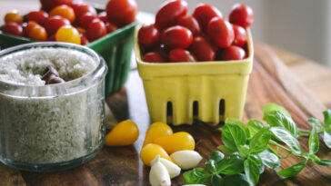 Are tomatoes prebiotic?