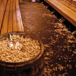 Are you allowed to throw peanut shells on the floor at Texas Roadhouse?
