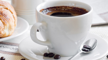 Can I drink decaf coffee while taking metoprolol?