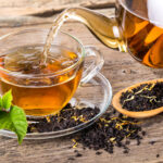 Can I drink green tea with food?