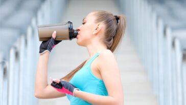 Can I drink protein shake without working out?