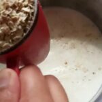 Can I mix milk with oats for weight loss?