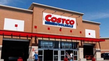 Can I return an item to Costco after 2 years?