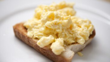 Can bad lunch meat give you diarrhea?