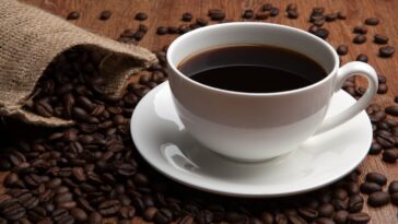 Can decaf coffee cause irregular heartbeat?