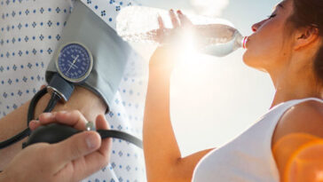 Can drinking too much water raise blood pressure?