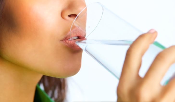 Can drinking water reduce cholesterol?
