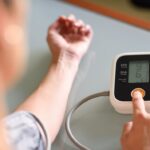 Can goldenseal raise blood pressure?