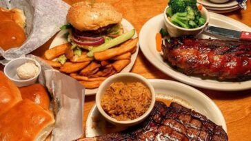 Can you buy steaks to take home from Texas Roadhouse?