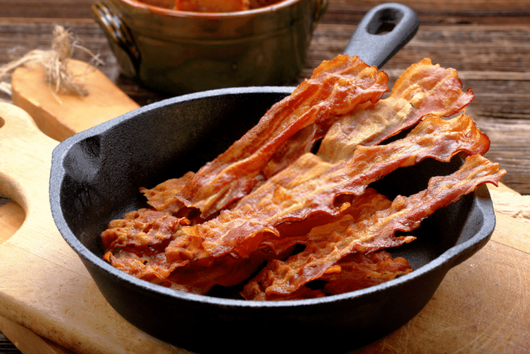 Can you cook bacon in a non stick pan?