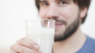 Can you drink milk before workout?