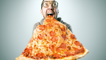 Can you eat 2 day old pizza?