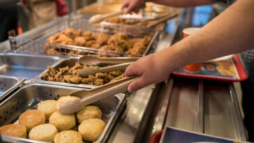 Can you eat Popeyes on a diet?