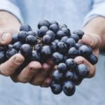 Can you eat grapes before bed?