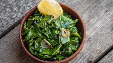 Can you eat raw broccoli left out overnight?