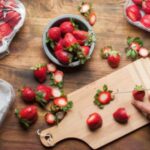 Can you eat strawberry hull?